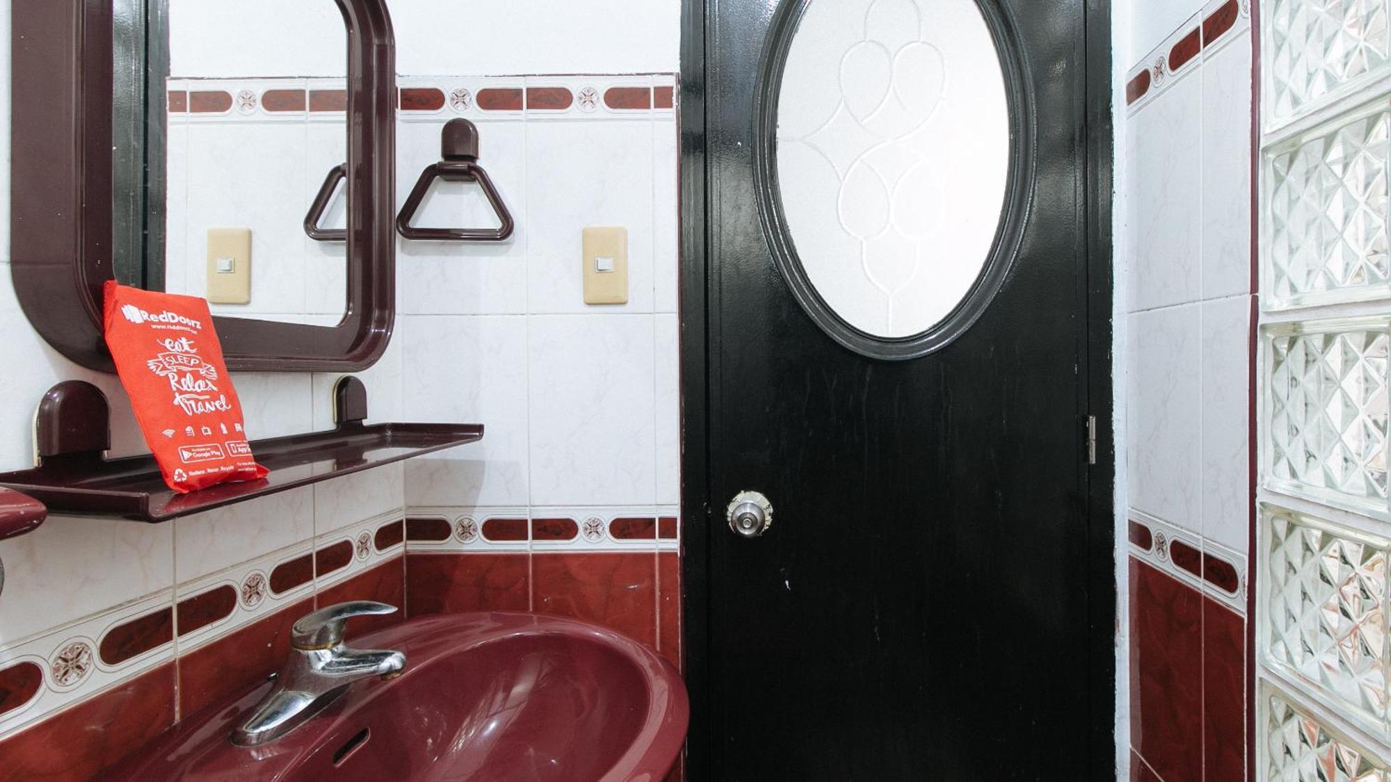 Reddoorz At Plus Villa Gloria Taguig Dış mekan fotoğraf